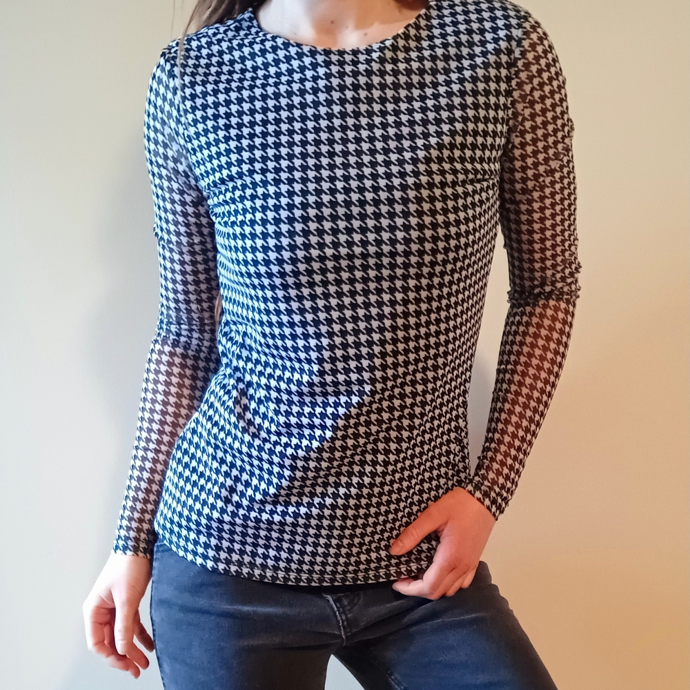 Black and White Houndstooth Women's Top
